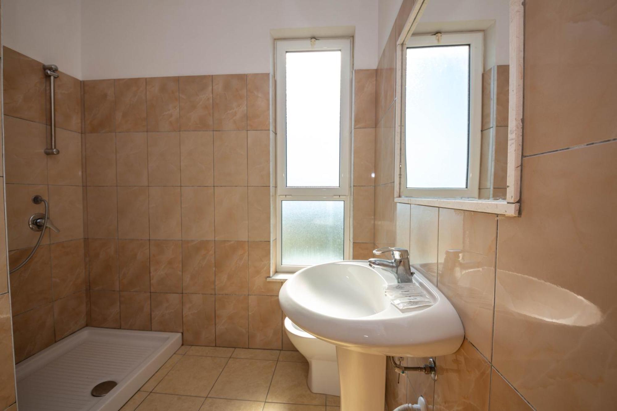 Kompleksi Dea Hotel 4*