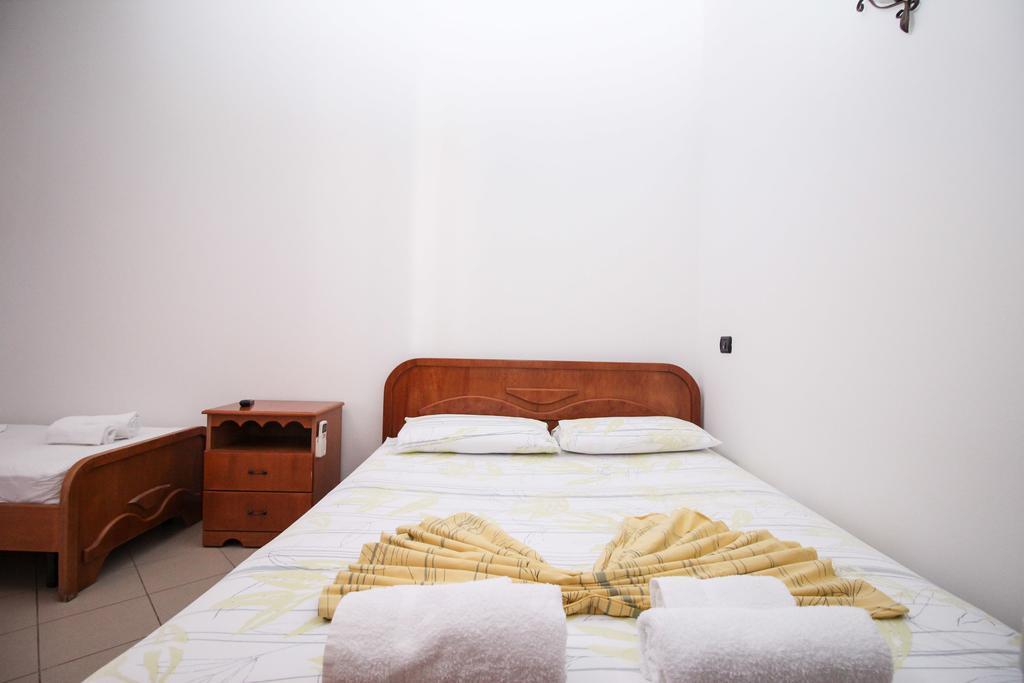 Hotel Kompleksi Dea 4*