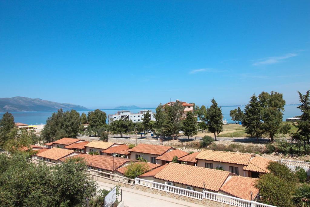 Hotel Kompleksi Dea 4*
